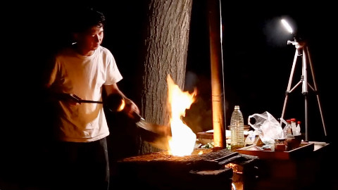 【野居青年】隐居小伙深夜做出三道小菜,深山里的美味